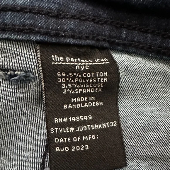 The Perfect Jean NYC 36x32 Slim Thick Dark Wash EUC - Picture 4 of 5